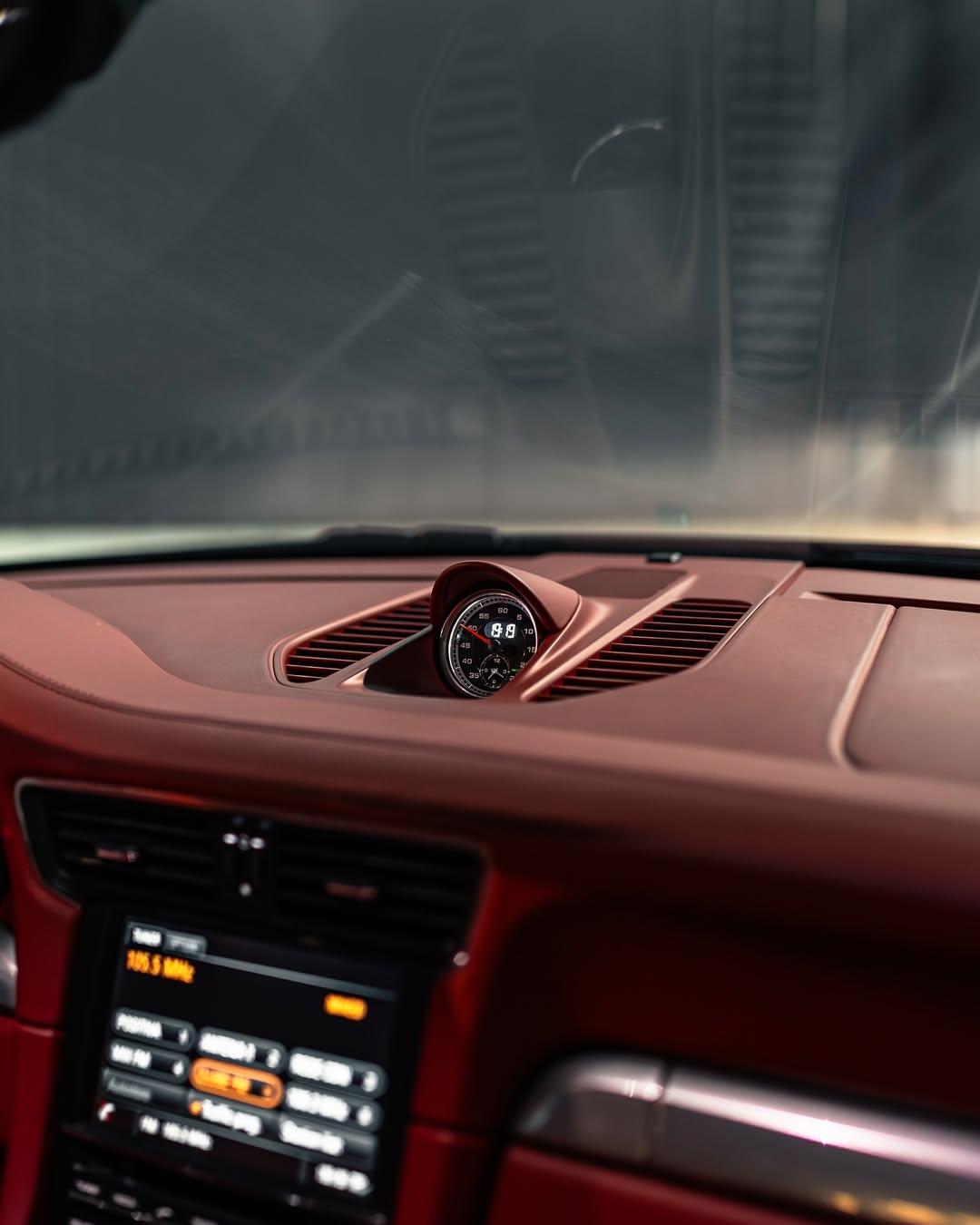PORSCHE 911 CARRERA S - Imagem 10
