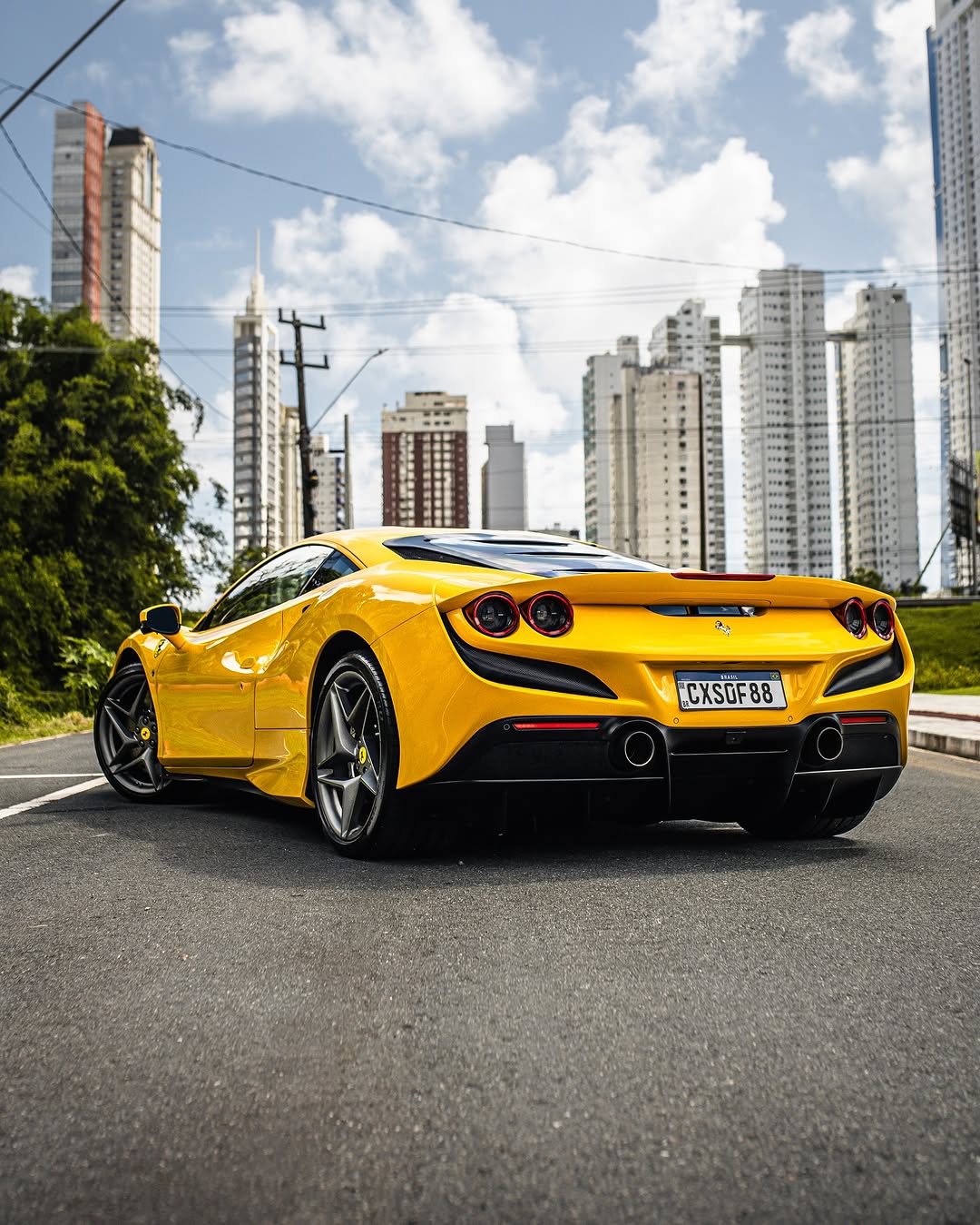 FERRARI F8 TRIBUTO - Imagem 11
