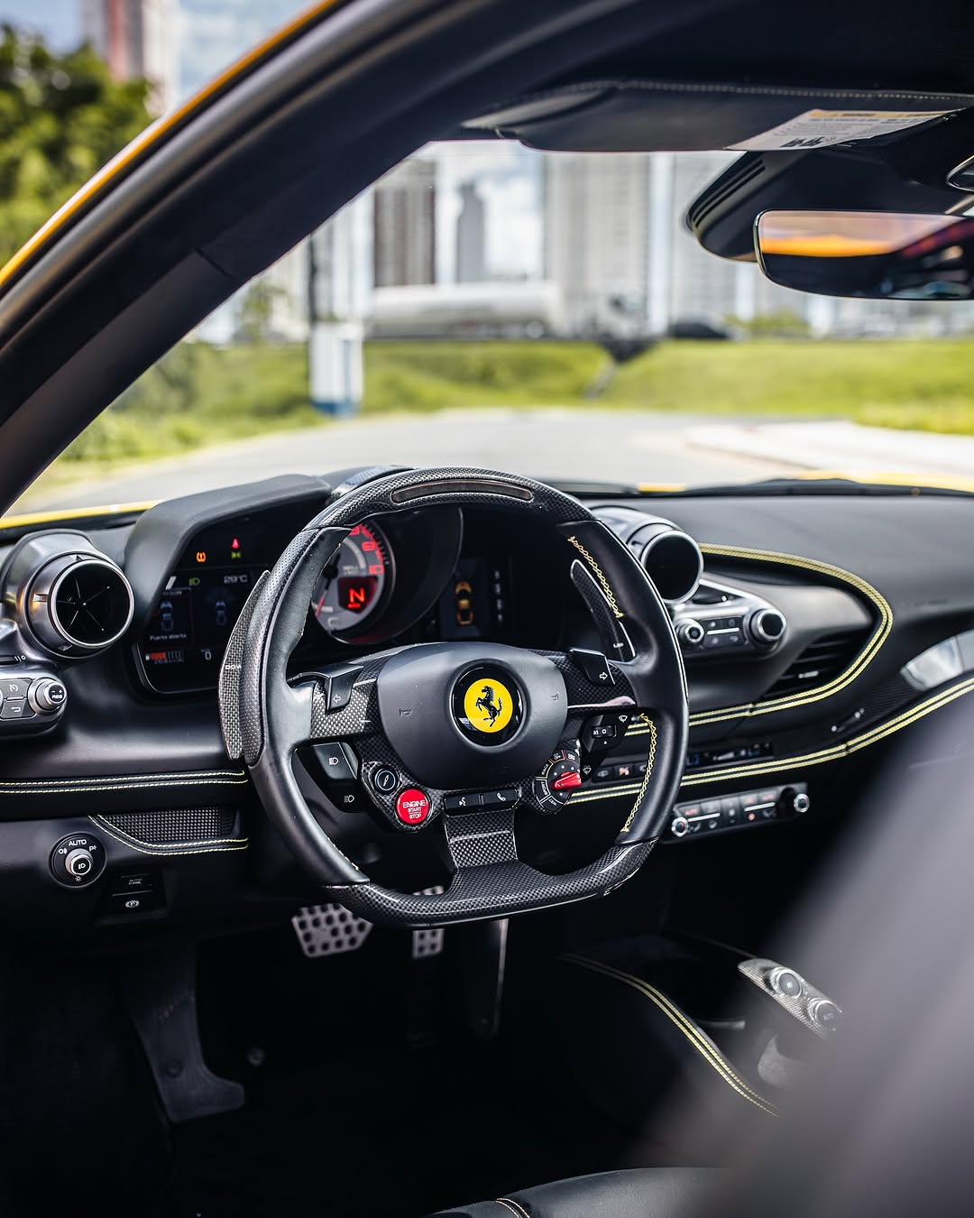 FERRARI F8 TRIBUTO - Imagem 15