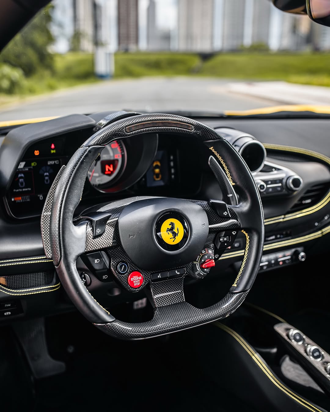 FERRARI F8 TRIBUTO - Imagem 16