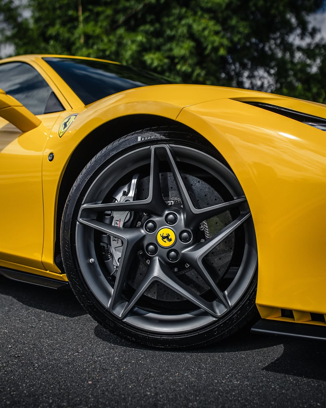 FERRARI F8 TRIBUTO - Imagem 4