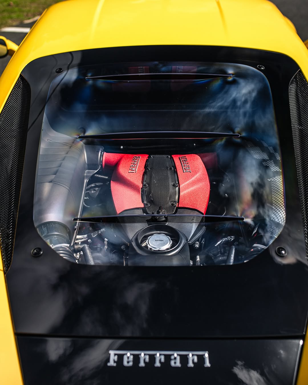 FERRARI F8 TRIBUTO - Imagem 8