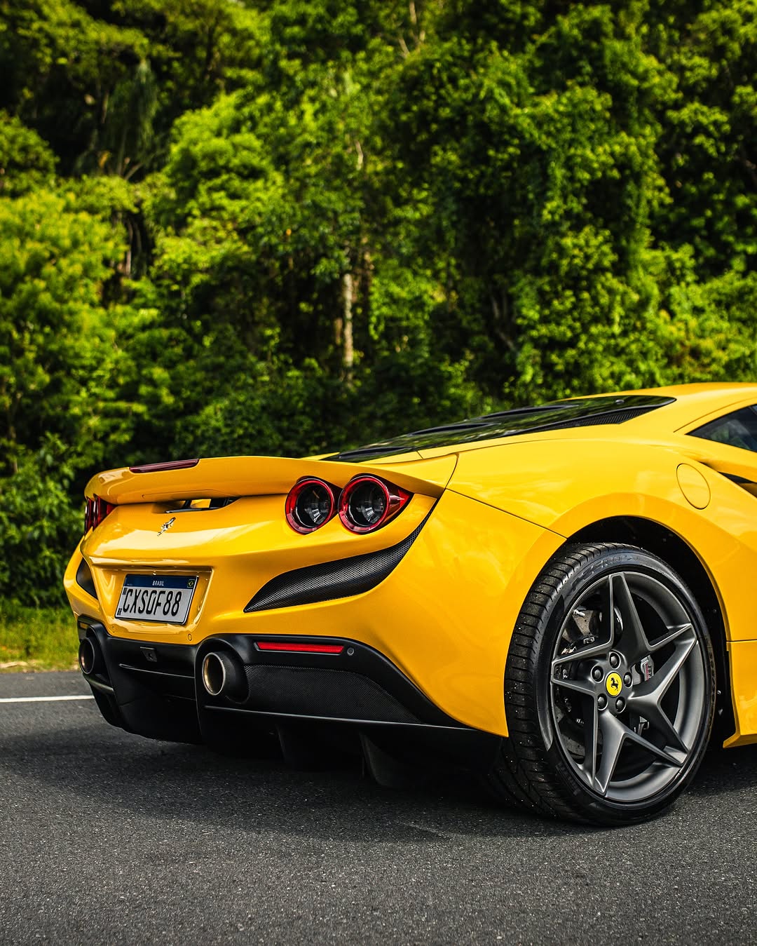 FERRARI F8 TRIBUTO - Imagem 10