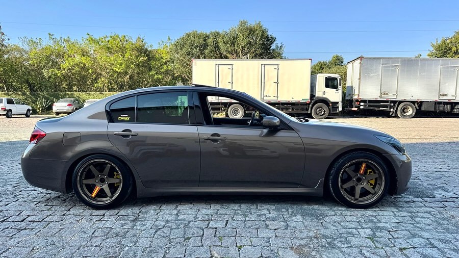 INFINITI G35 G35S SEDAN - Imagem 5