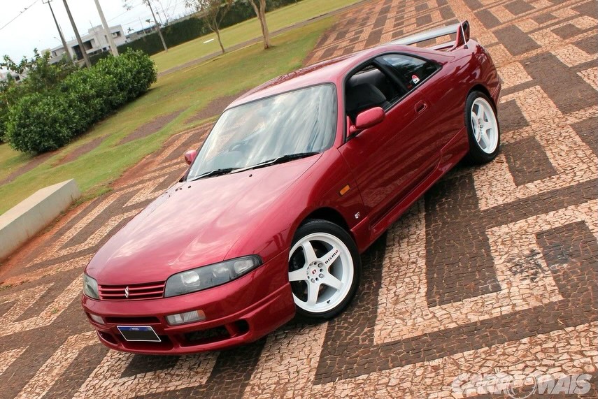 NISSAN SKYLINE GTS25-T - Imagem 2