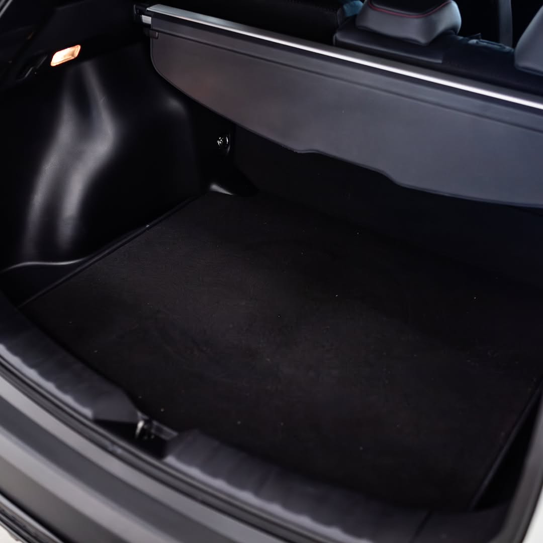 TOYOTA COROLLA CROSS GR SPORT - Imagem 8