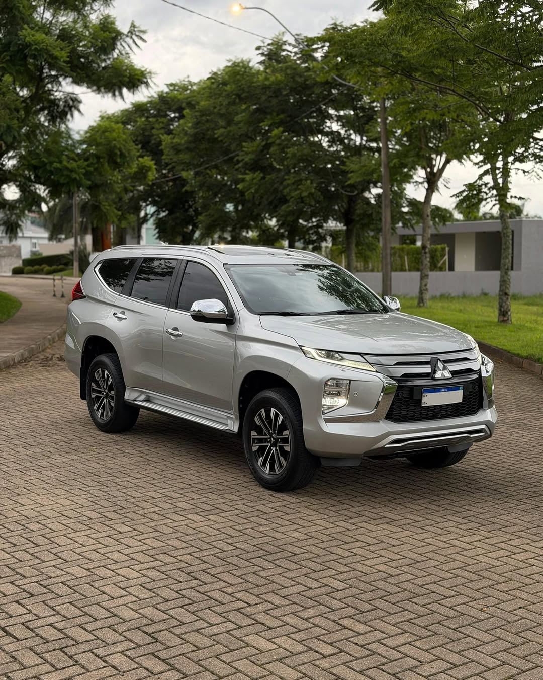 MITSUBISHI PAJERO SPORT HPE-S - Imagem 2