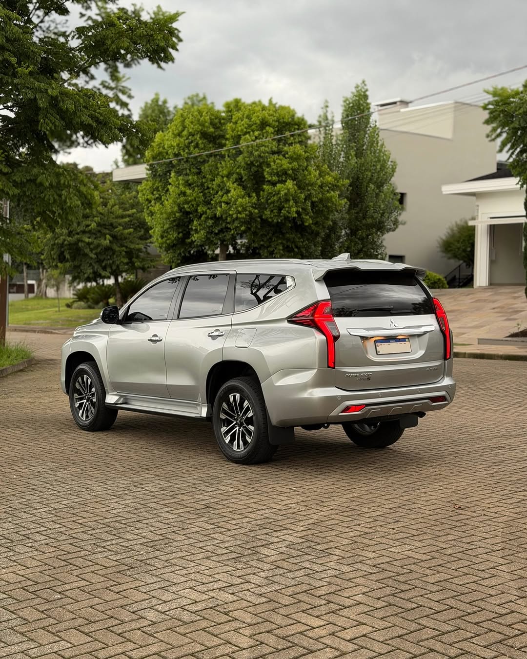 MITSUBISHI PAJERO SPORT HPE-S - Imagem 3