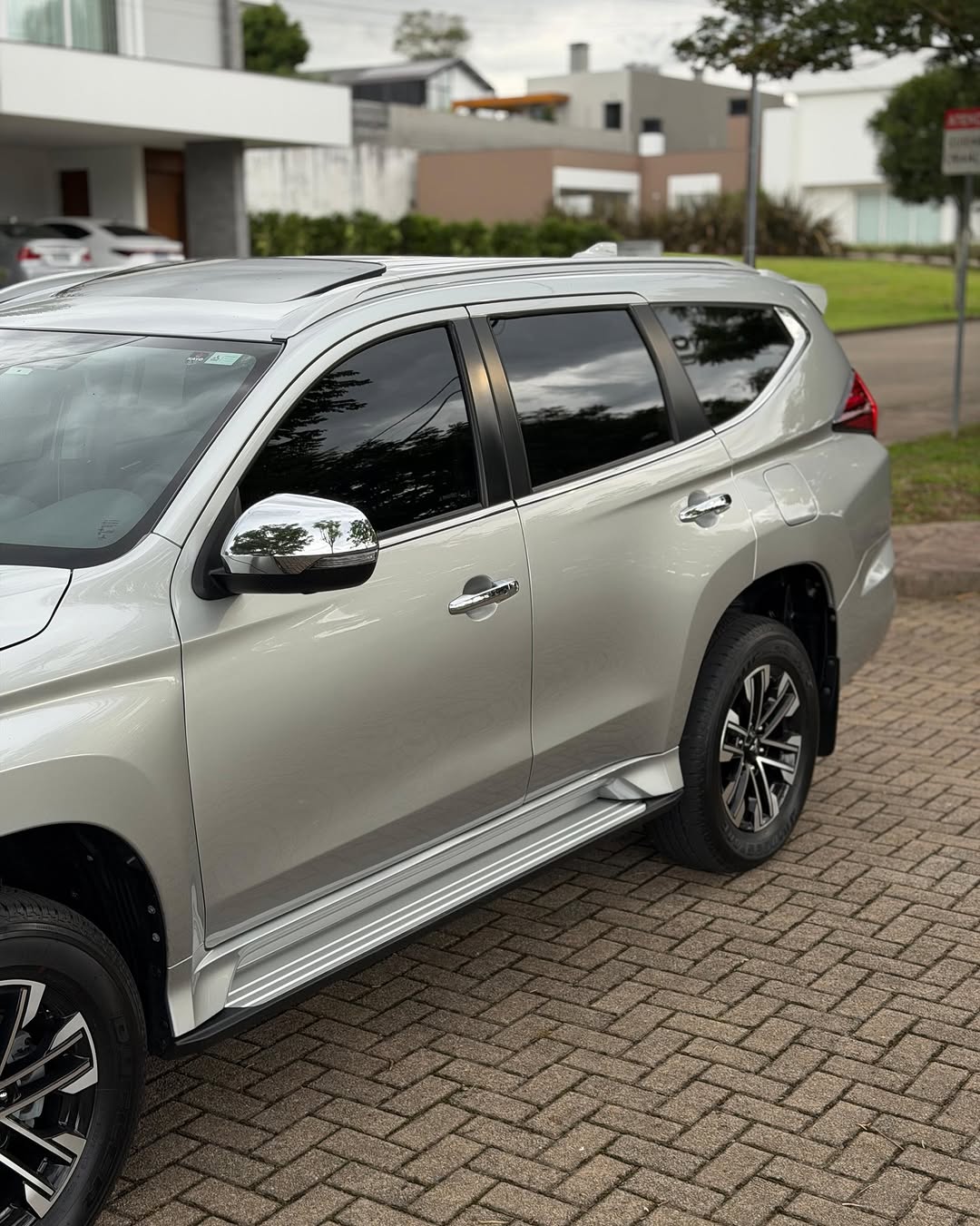MITSUBISHI PAJERO SPORT HPE-S - Imagem 6