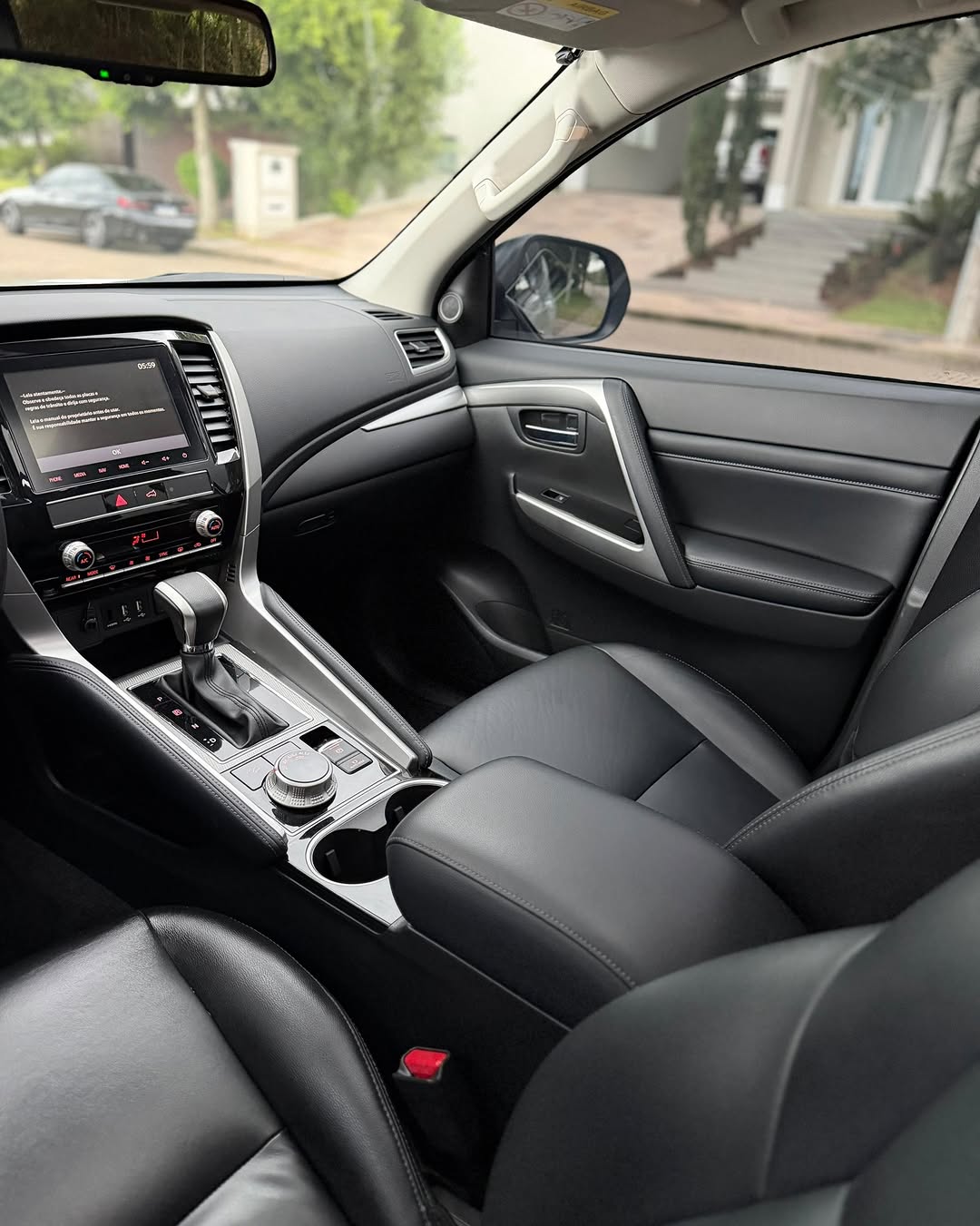 MITSUBISHI PAJERO SPORT HPE-S - Imagem 10