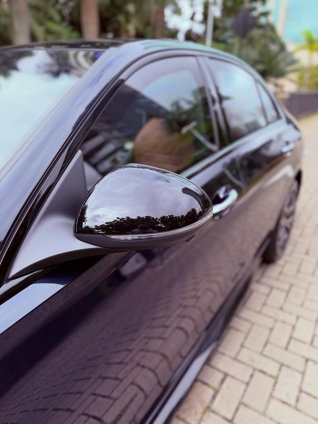 MERCEDES-BENZ C300 EQBOOST HÍBRIDO AMGLINE - Imagem 5