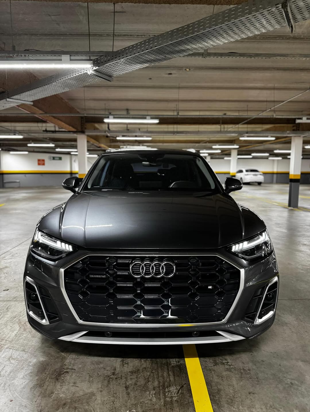 AUDI Q5 PERFORMANCE QUATTRO S TRONIC - Imagem 2