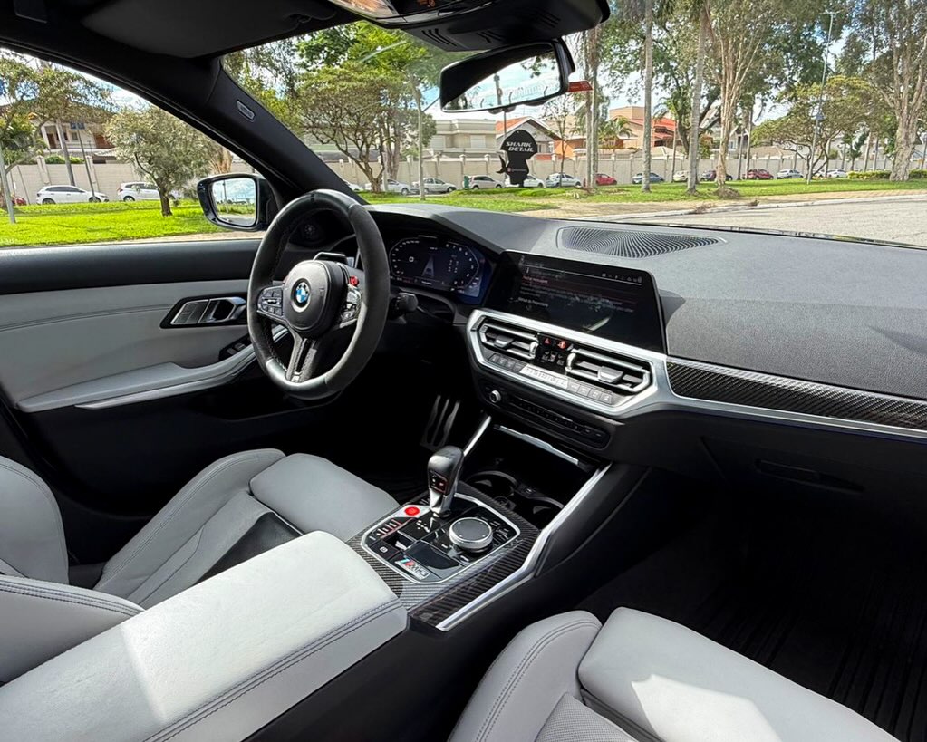 BMW M3 COMPETITION - Imagem 10