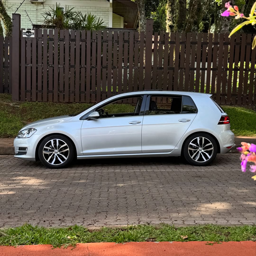 VOLKSWAGEN GOLF HIGHLINE - Imagem 5