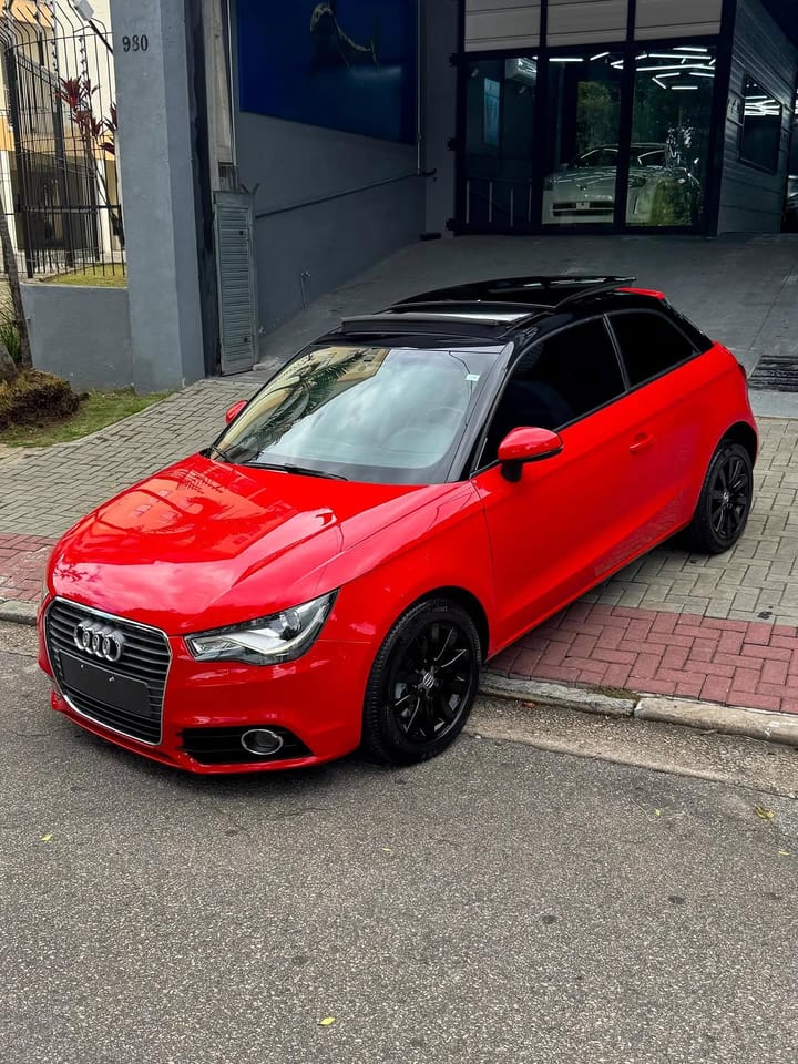 AUDI A1 TFSI S TRONIC