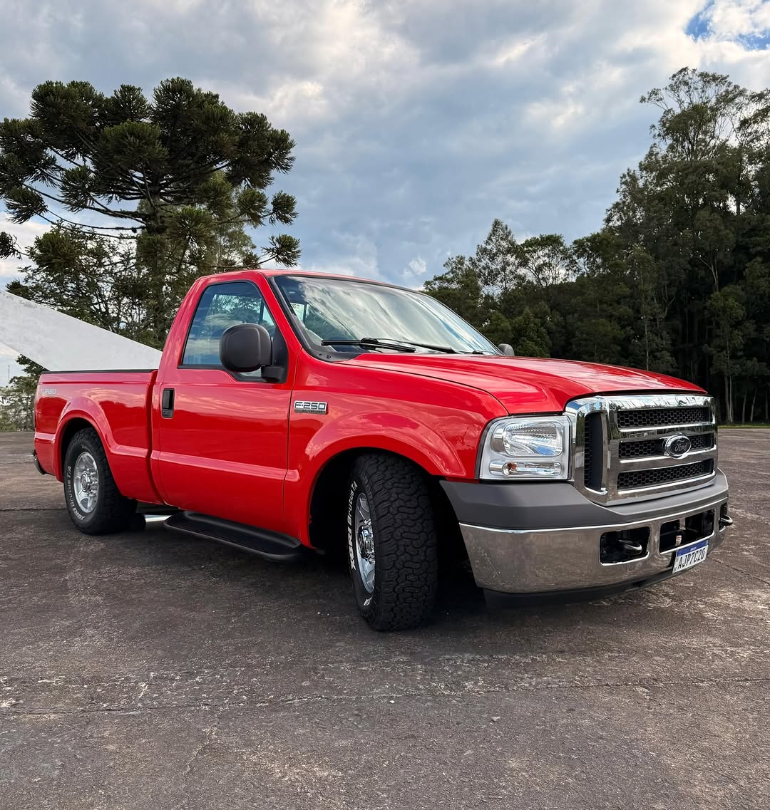 FORD F250 XLT - Imagem 1
