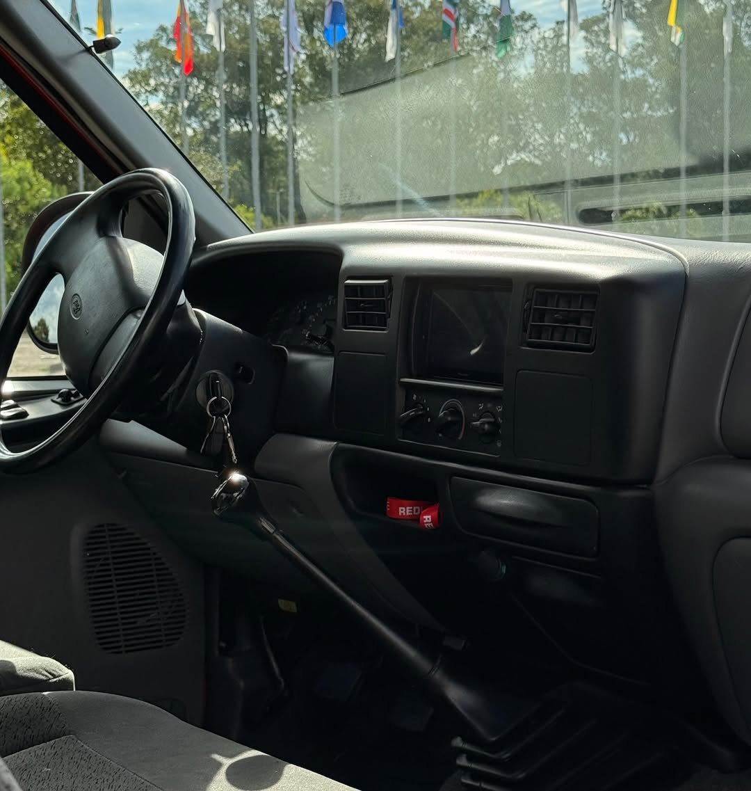 FORD F250 XLT - Imagem 8