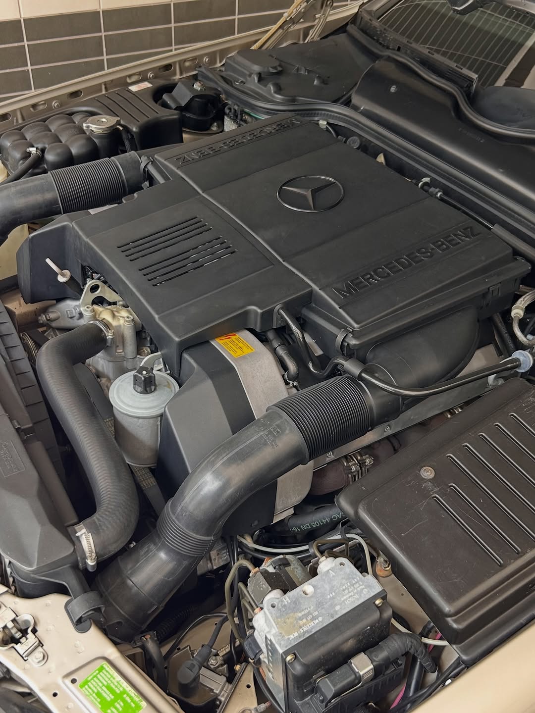 MERCEDES-BENZ SL 500 - Imagem 18