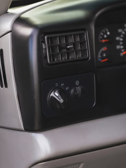 FORD F-250 XLT-L - Imagem 12
