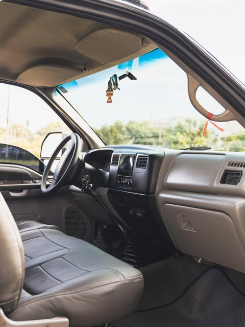 FORD F-250 XLT-L - Imagem 4