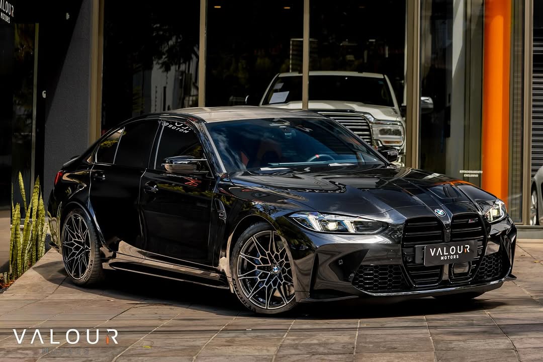 BMW M3 COMPETITION - Imagem 1