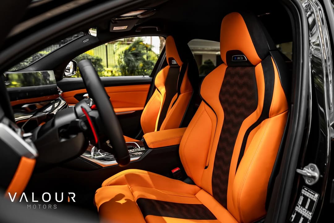 BMW M3 COMPETITION - Imagem 17