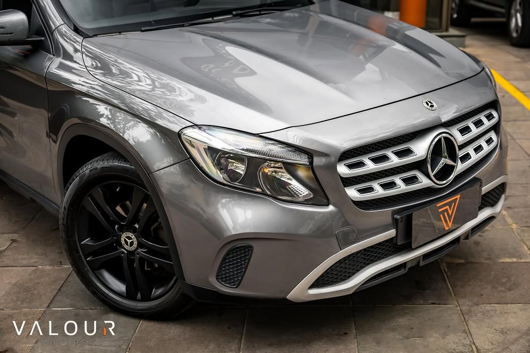 MERCEDES-BENZ GLA200 - Imagem 2