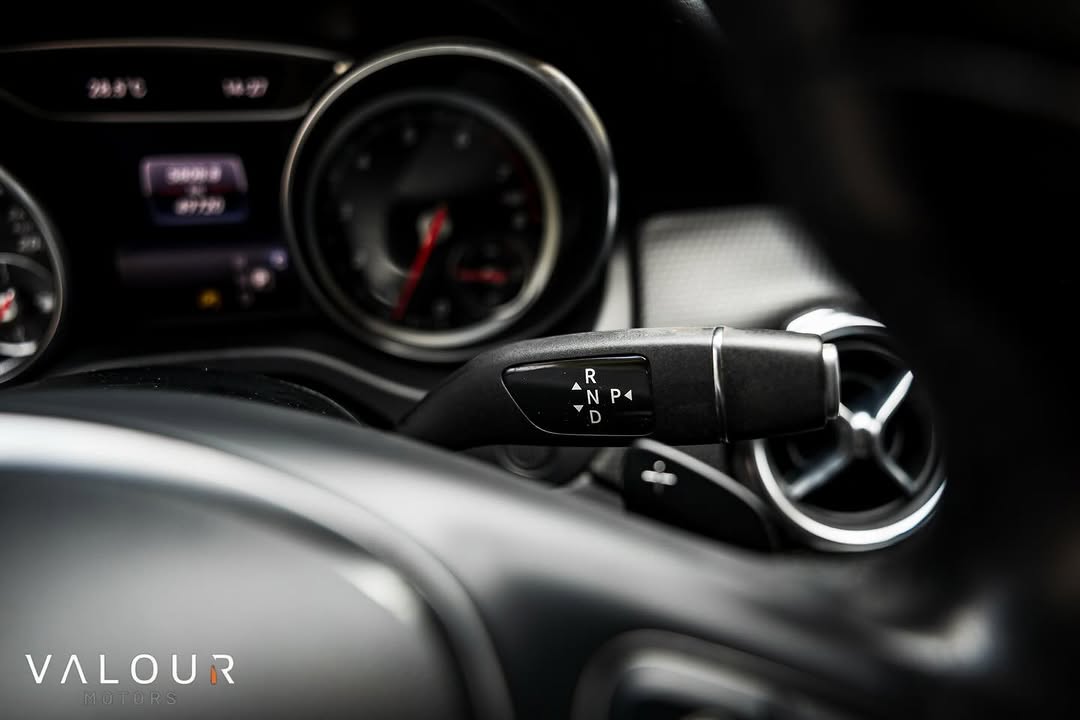 MERCEDES-BENZ GLA200 - Imagem 14