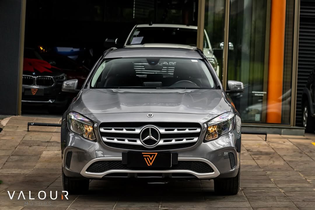 MERCEDES-BENZ GLA200 - Imagem 5