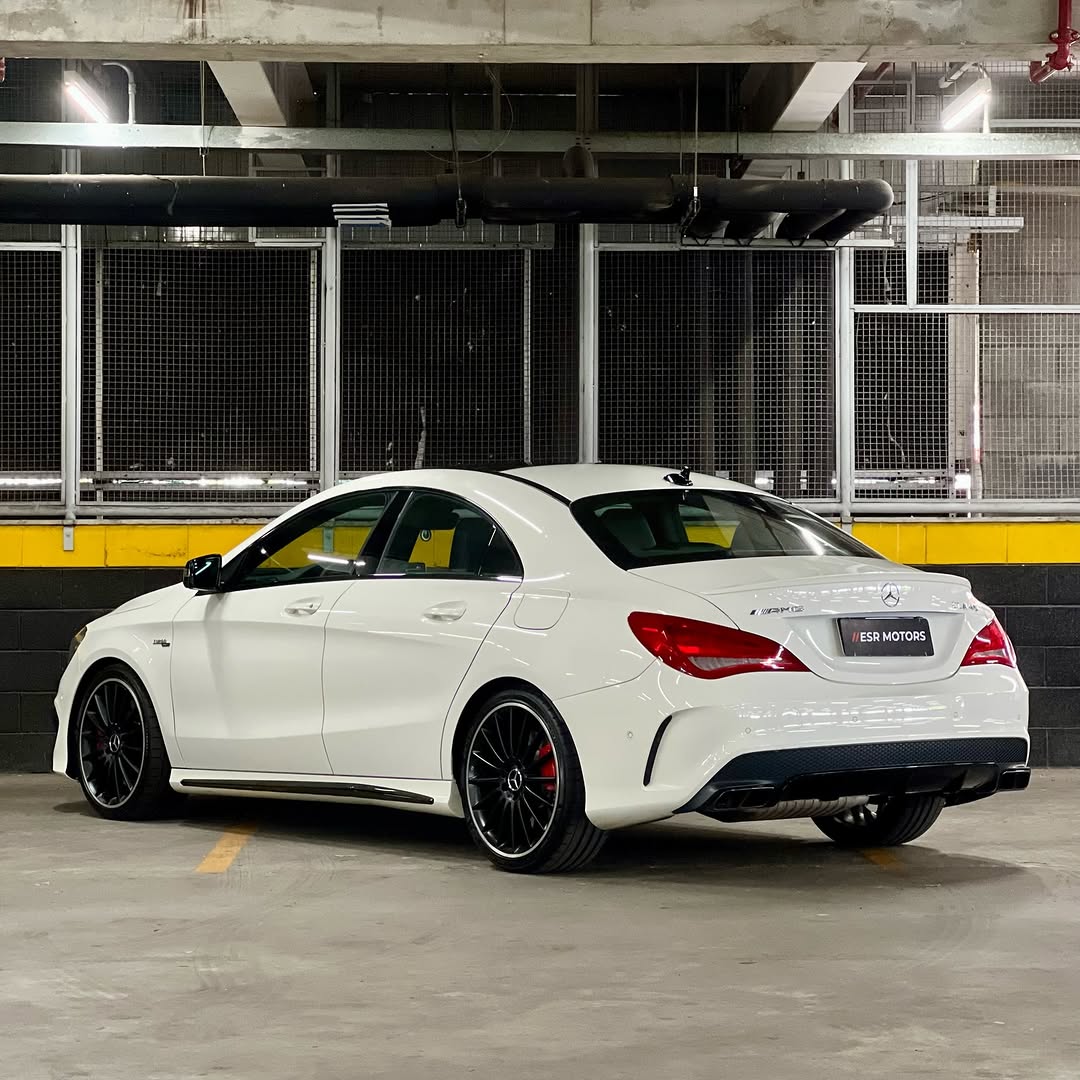 MERCEDES-BENZ CLA 45 AMG - Imagem 3