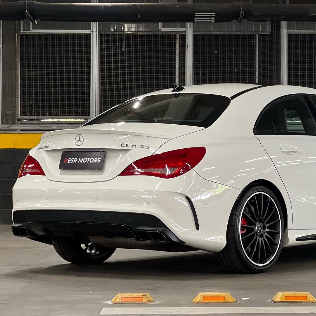 MERCEDES-BENZ CLA 45 AMG - Imagem 8