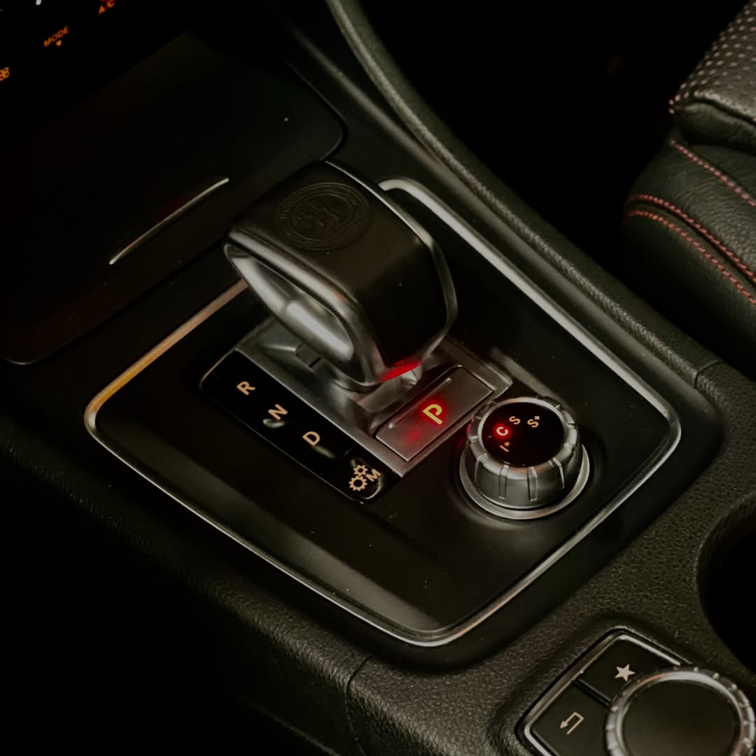 MERCEDES-BENZ CLA 45 AMG - Imagem 9