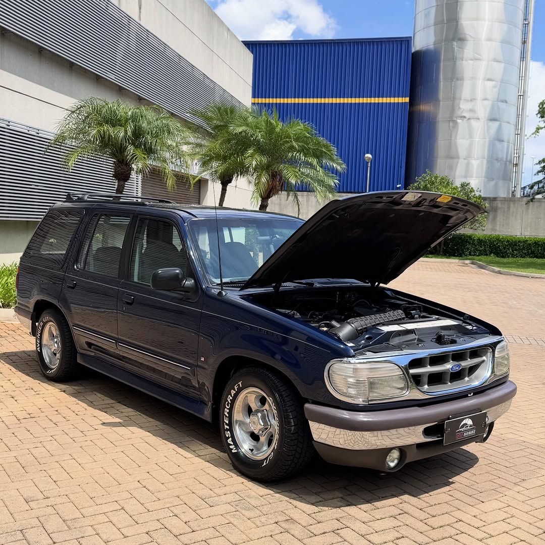 FORD EXPLORER XLT - Imagem 10