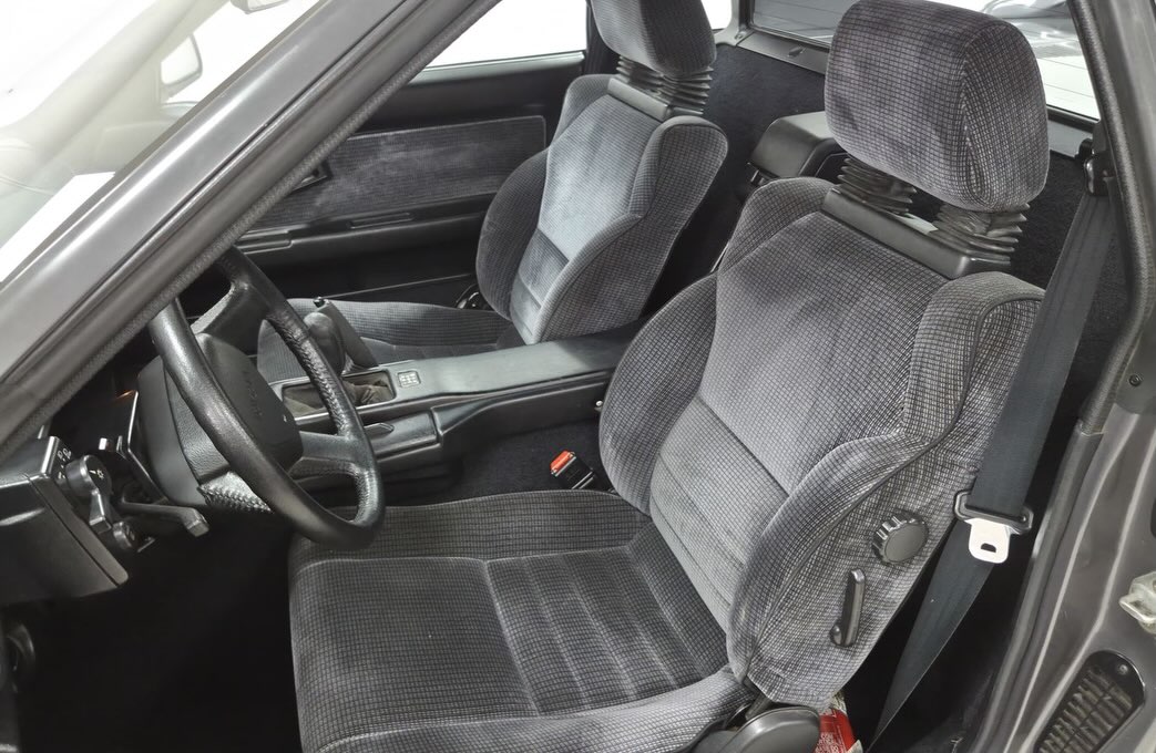 TOYOTA MR-2 - Imagem 8
