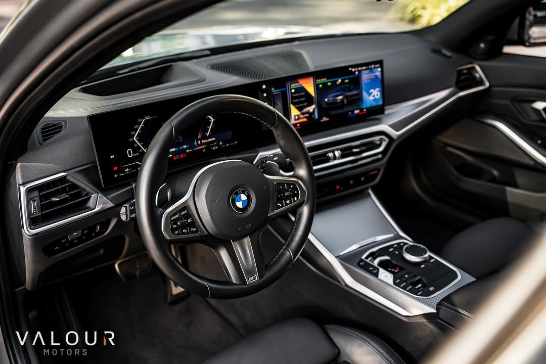 BMW 320I M SPORT - Imagem 13