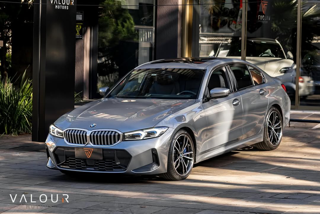 BMW 320I M SPORT - Imagem 4