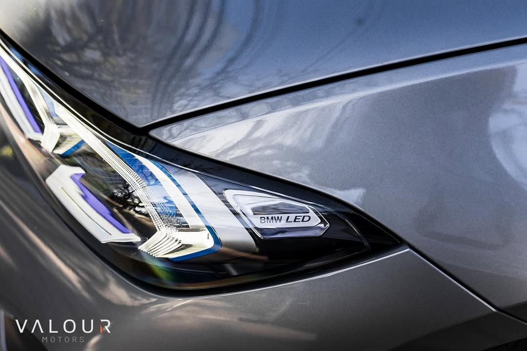 BMW 320I M SPORT - Imagem 5