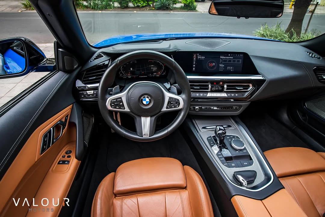 BMW Z4 - Imagem 11