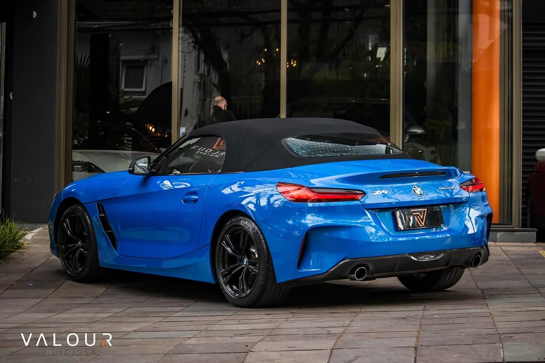 BMW Z4 - Imagem 8