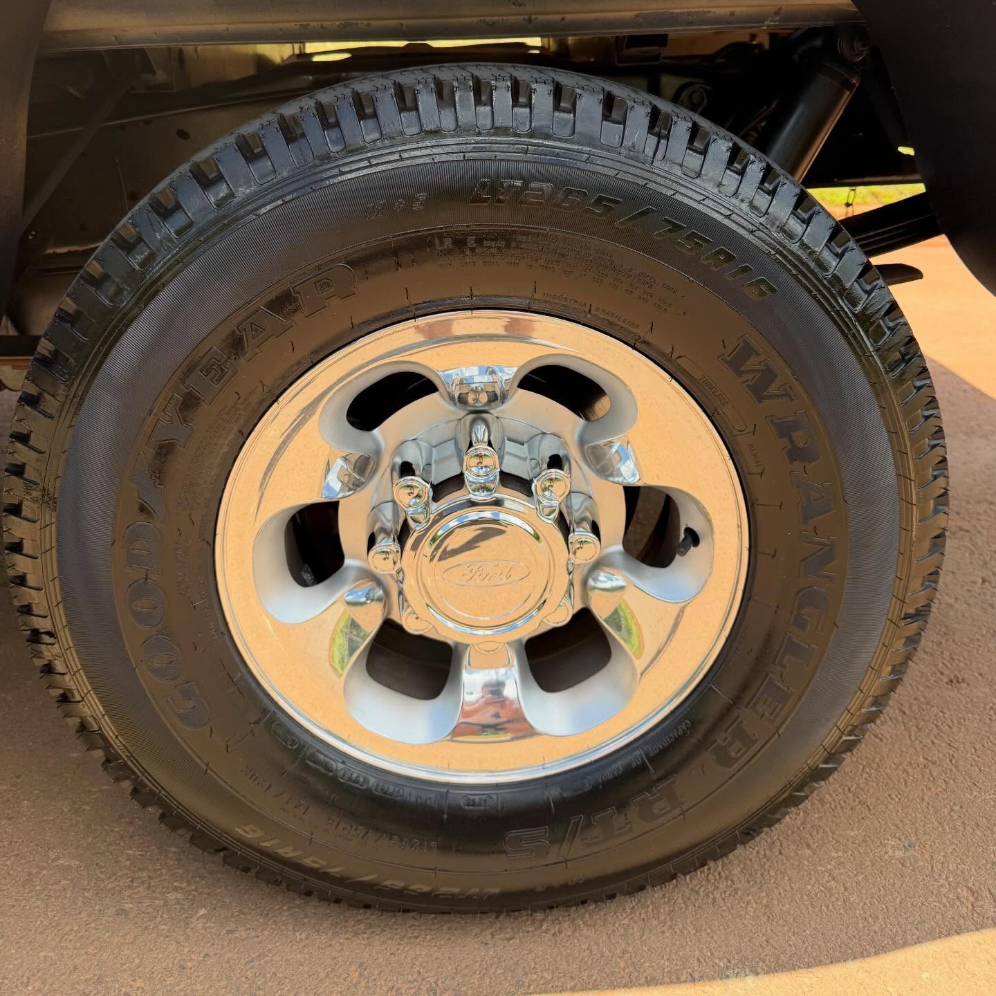 FORD F-250 XLTL - Imagem 9
