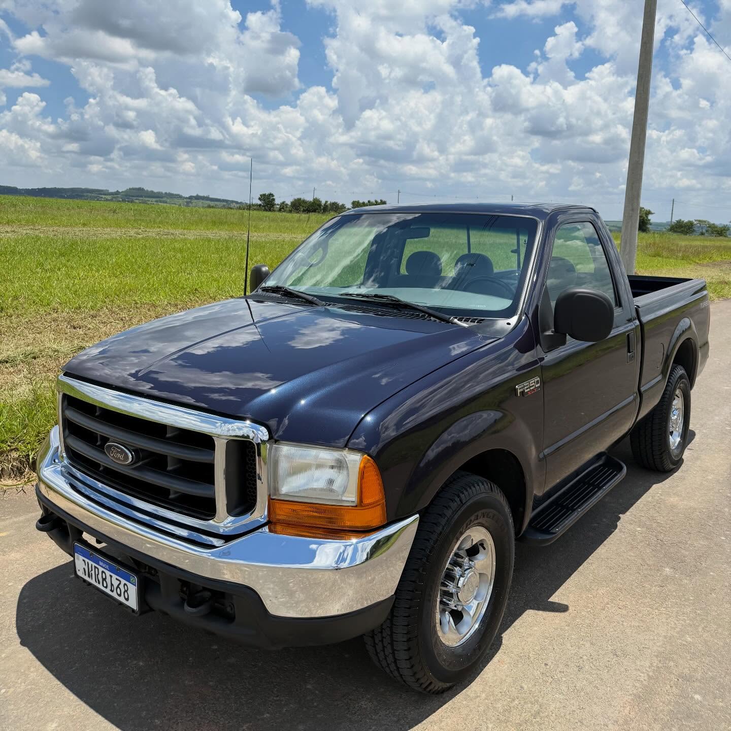 FORD F-250 XLTL - Imagem 10
