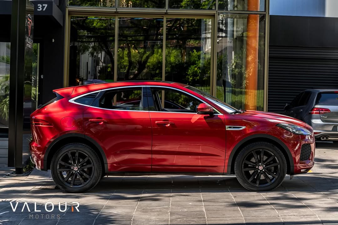 JAGUAR E-PACE - Imagem 7