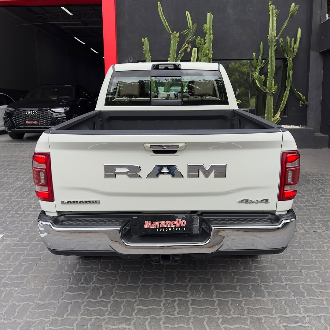RAM 2500 LARAMIE - Imagem 5