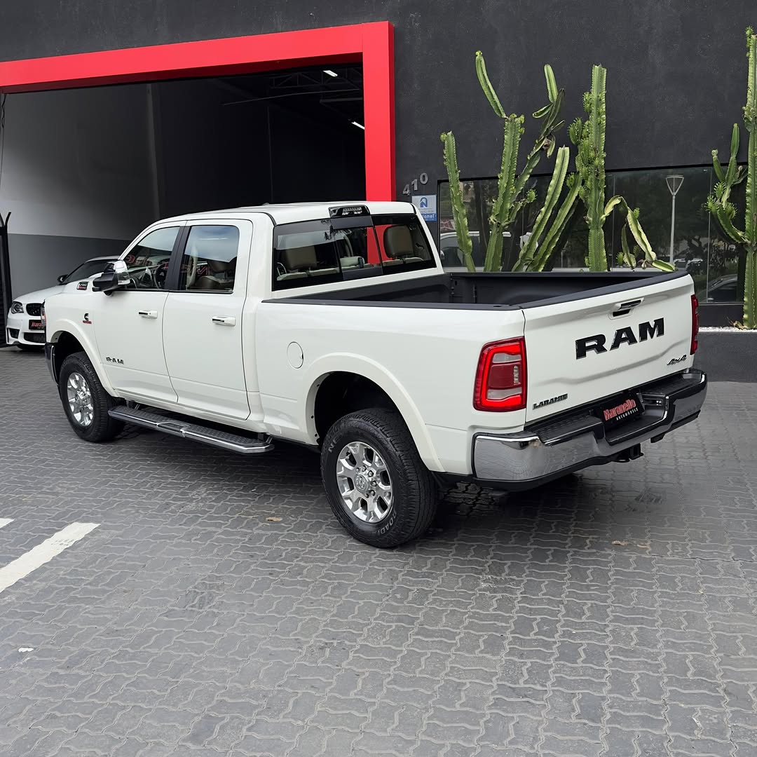 RAM 2500 LARAMIE - Imagem 6