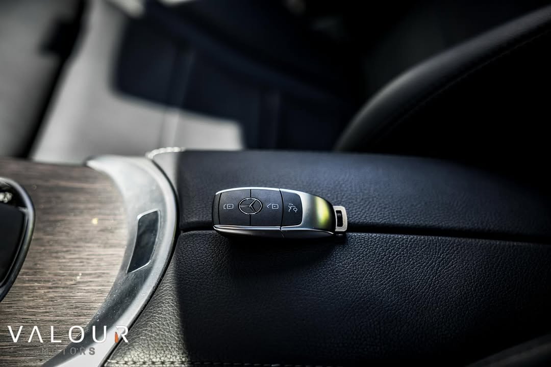 MERCEDES-BENZ GLC - Imagem 15