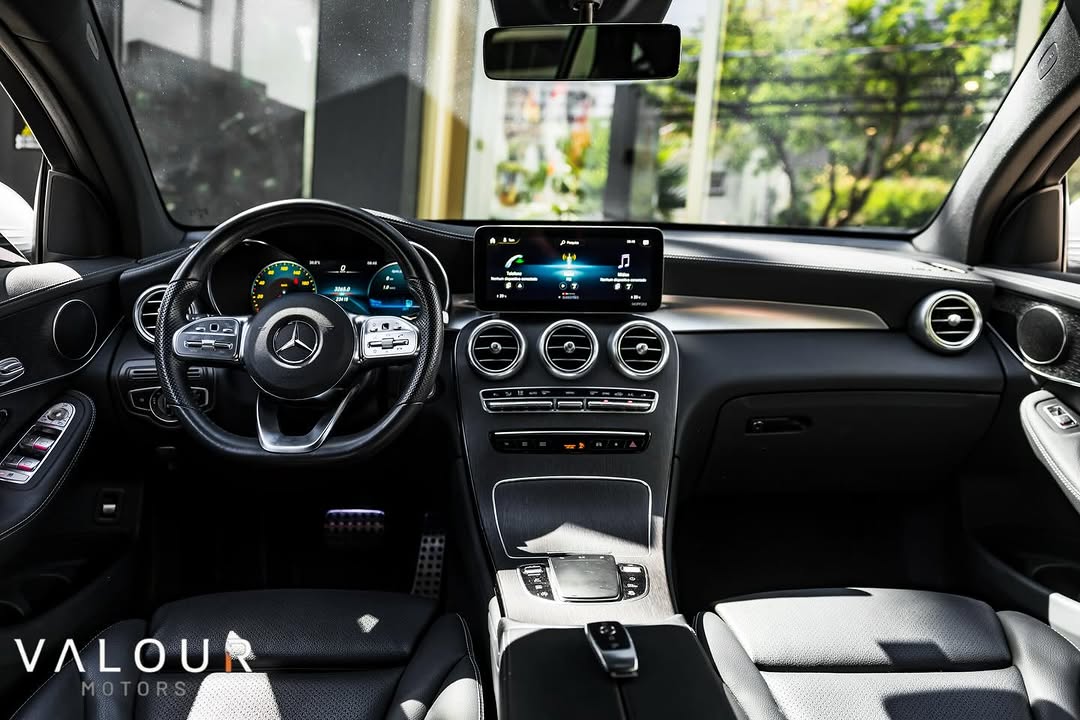 MERCEDES-BENZ GLC - Imagem 17