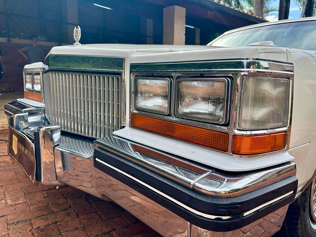 CADILLAC FLEETWOOD BROUGHTAM - Imagem 3