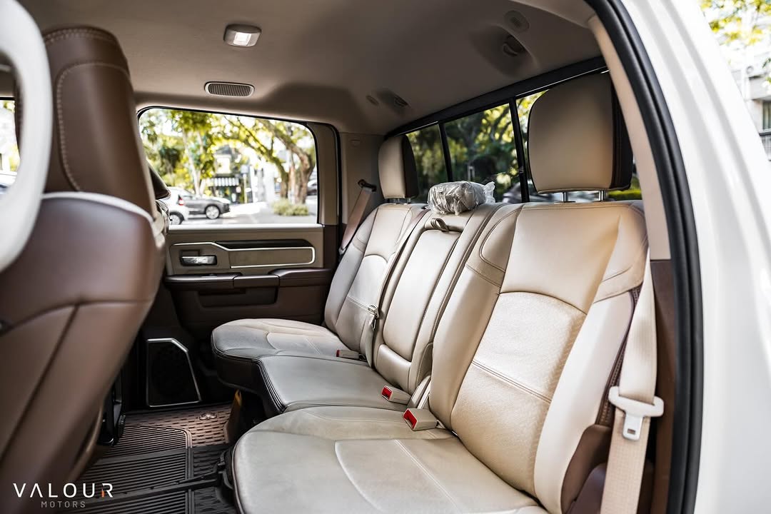 RAM 3500 LARAMIE - Imagem 20