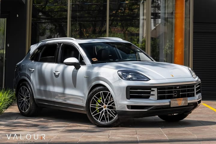 PORSCHE CAYENNE