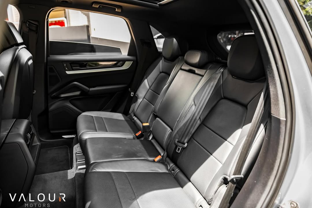 PORSCHE CAYENNE - Imagem 20